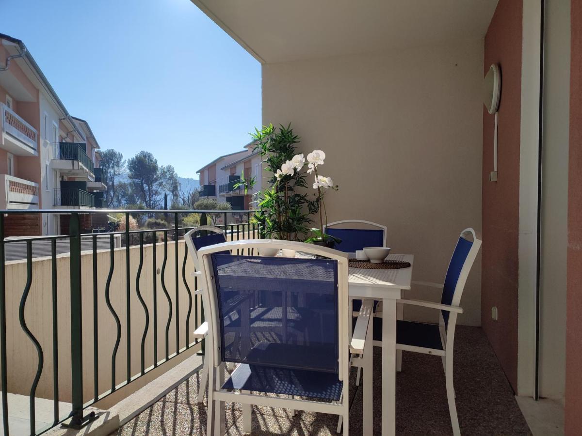 Le Romarin - Climatisation Piscine & Parking Prive Daire Gréoux-les-Bains Dış mekan fotoğraf